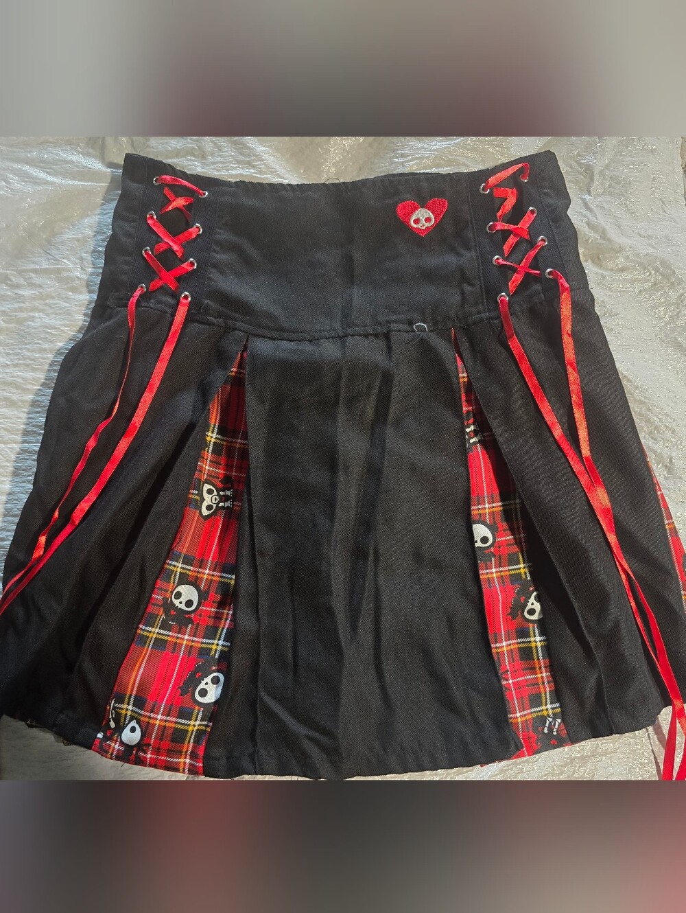Hot Topic Black Pleated Skirt with Red Plaid Skull Panels